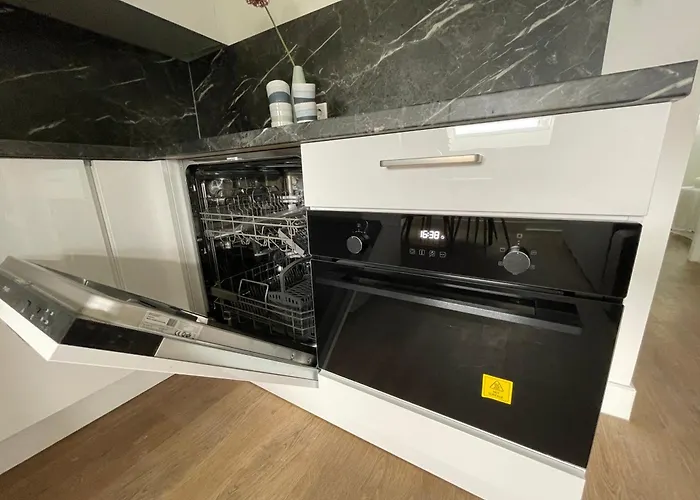 Apartman 6-bed Aircon House Diaz 60m2, Many Bedrooms *